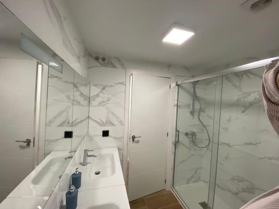 Vivienda Alameda De Santiago Apartment Сантяго де Компостела Екстериор снимка